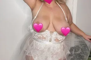 Brazilian Milf ready now in PEABODY - Image 1