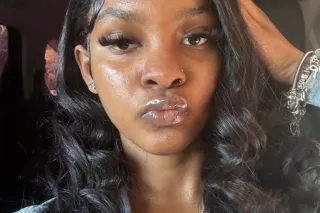 pretty girl😘 - Image 1